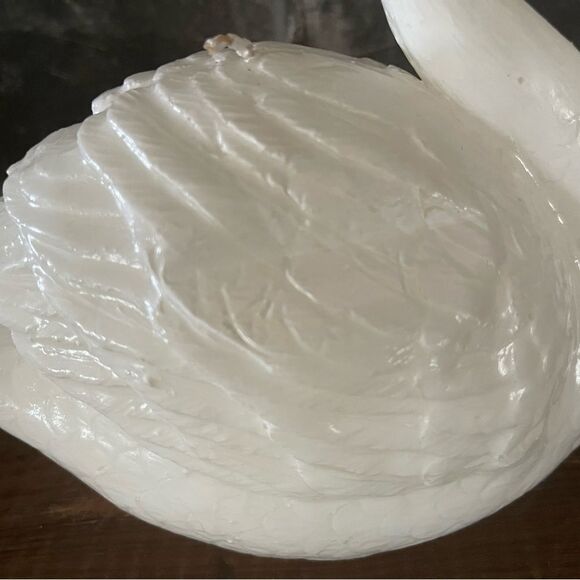 Large Swan Candle never been burned - Picture 2 of 7